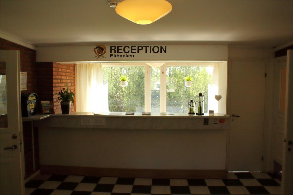 Ekbackens Vandrarhem Katrineholm Extérieur photo